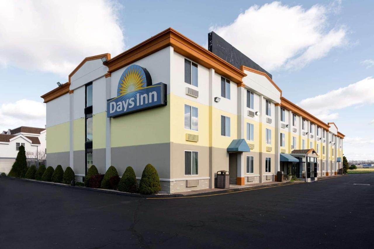 Days Inn By Wyndham Hartford/Closest Downtown Exterior foto