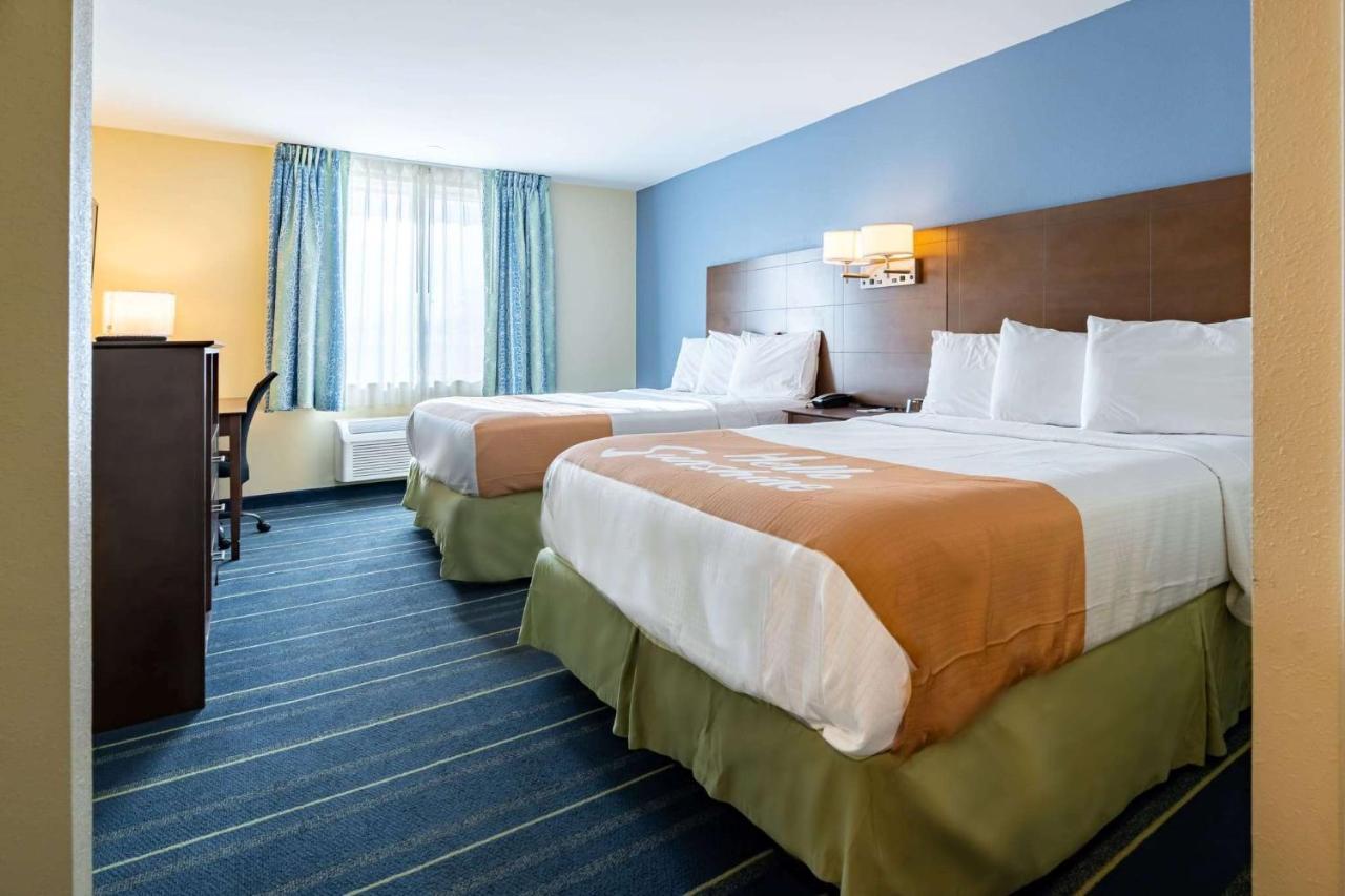 Days Inn By Wyndham Hartford/Closest Downtown Exterior foto